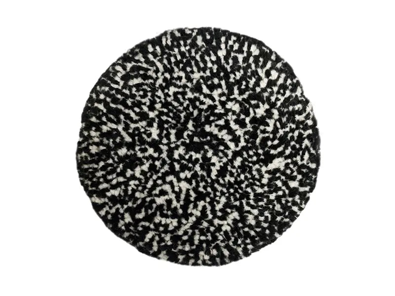 BLACK AND WHITE WOOL PAD